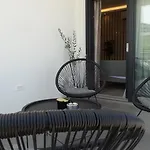 L-a-m Апартаменты *